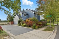 5898 SE Thornapple St, Hillsboro, OR 97123