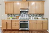 5898 SE Thornapple St, Hillsboro, OR 97123