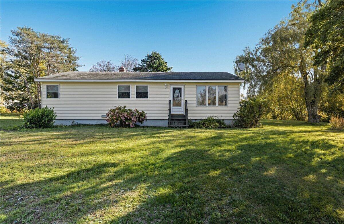 21 Knox Brothers Avenue, Searsport, ME 04974