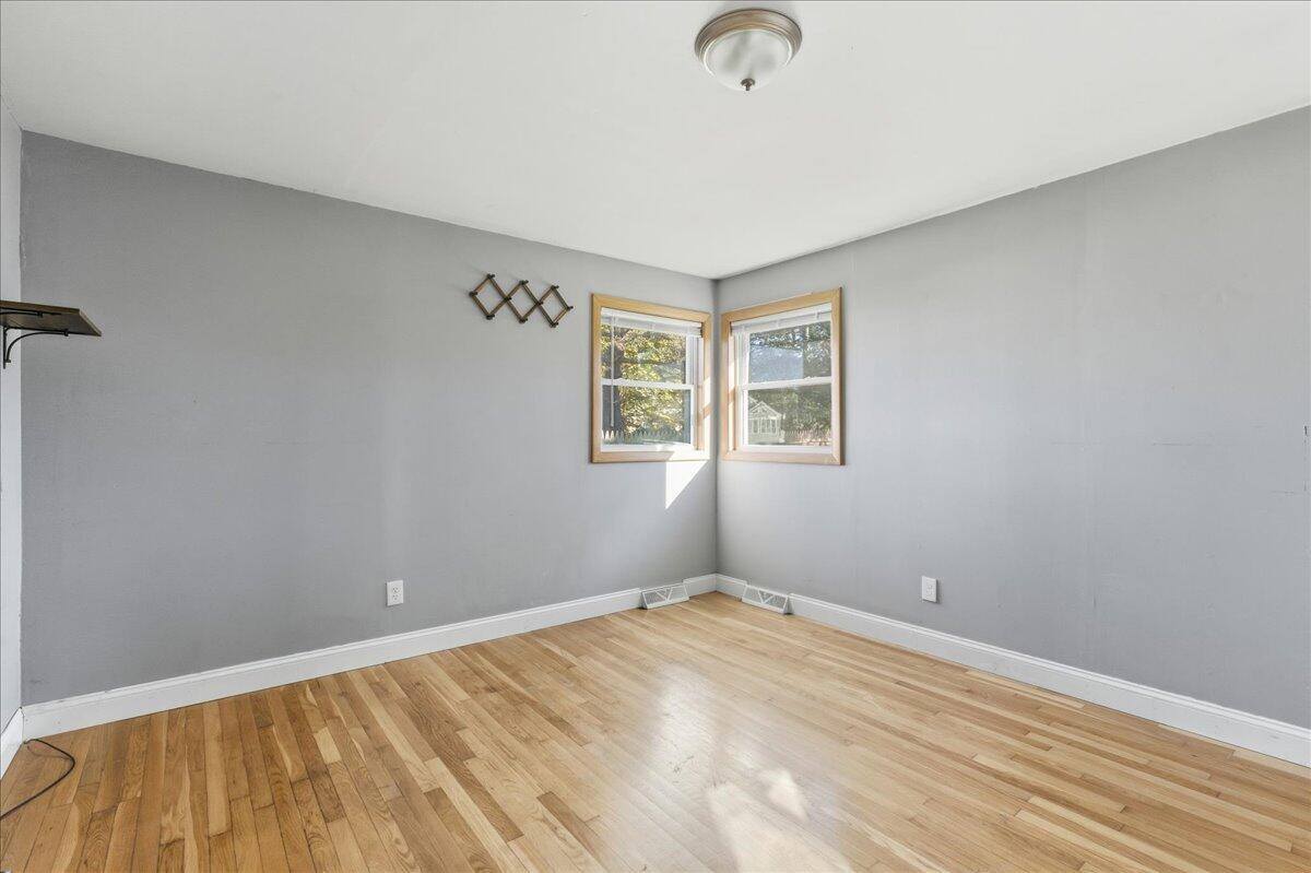 21 Knox Brothers Avenue, Searsport, ME 04974