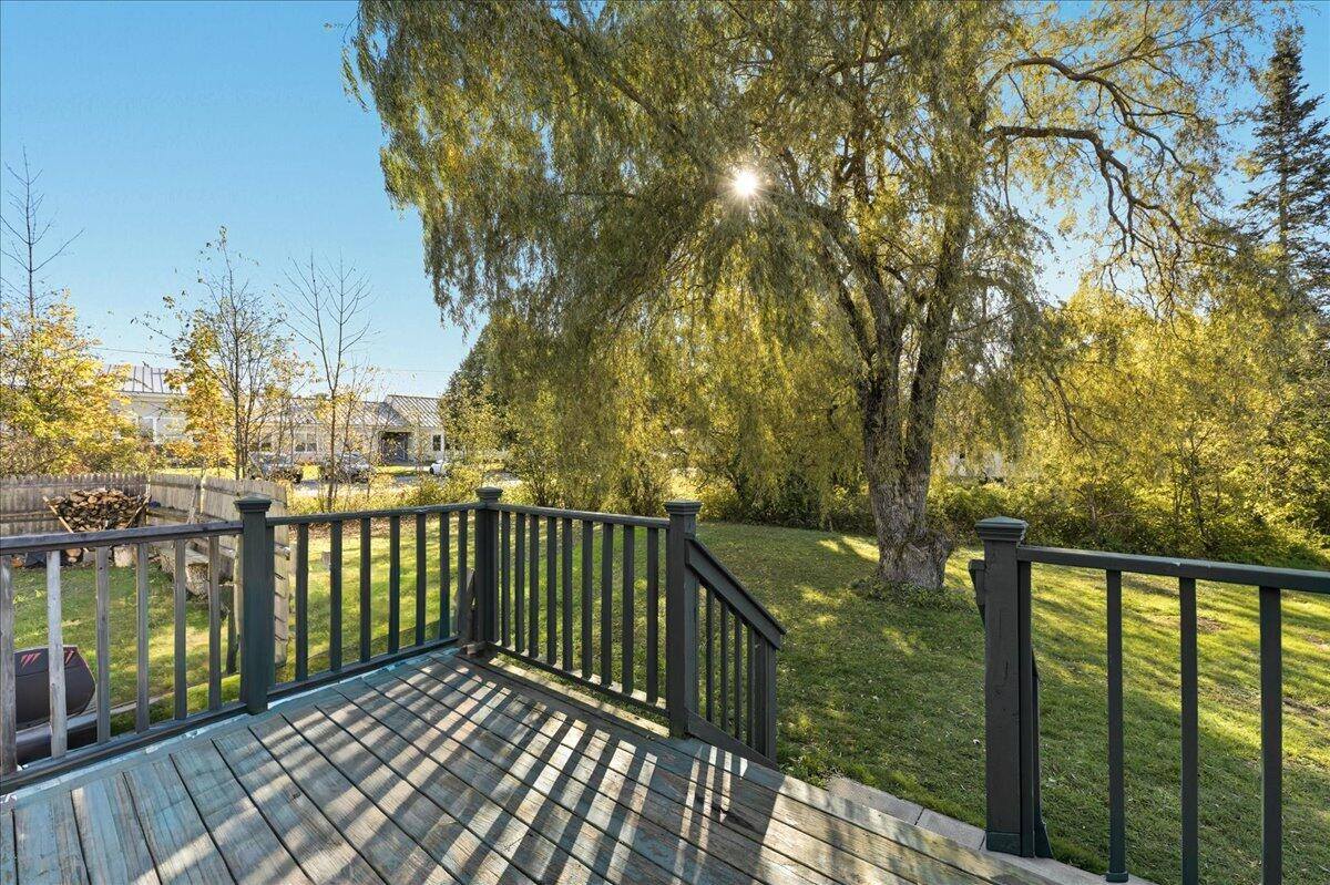 21 Knox Brothers Avenue, Searsport, ME 04974