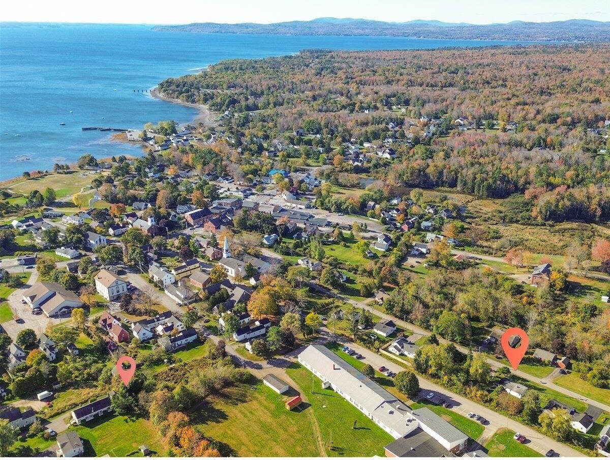 21 Knox Brothers Avenue, Searsport, ME 04974