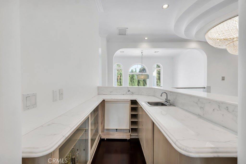 17912 Parthenia, Northridge, CA 91325