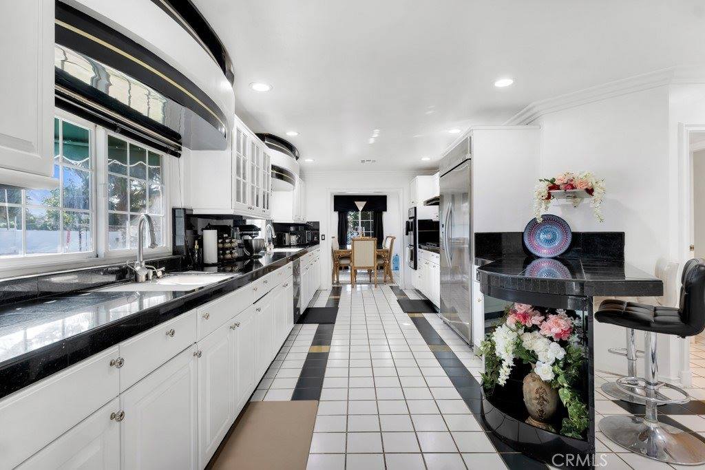 17912 Parthenia, Northridge, CA 91325