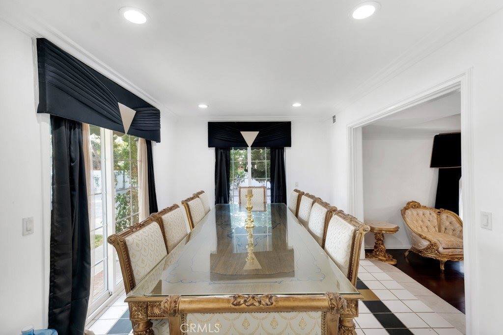 17912 Parthenia, Northridge, CA 91325
