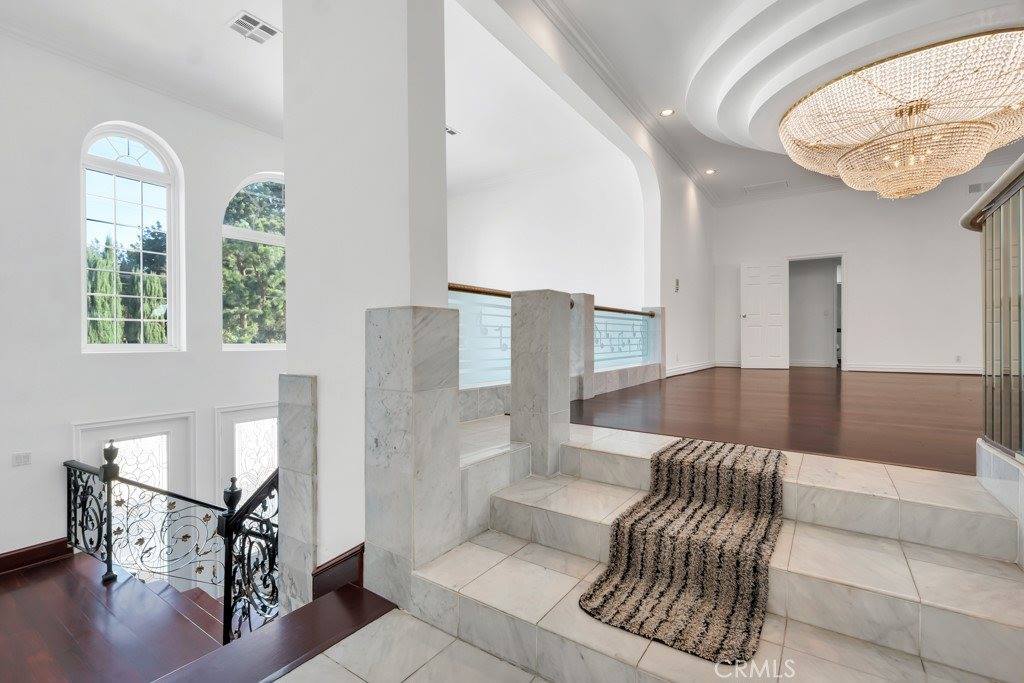 17912 Parthenia, Northridge, CA 91325