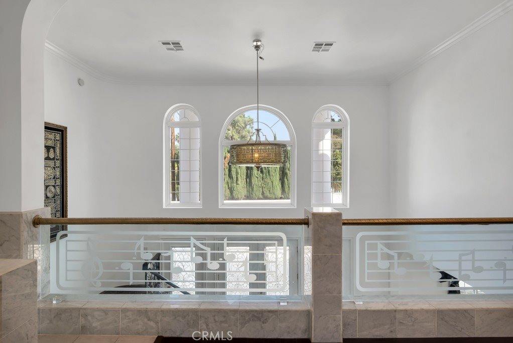 17912 Parthenia, Northridge, CA 91325