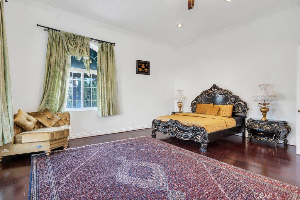 17912 Parthenia, Northridge, CA 91325