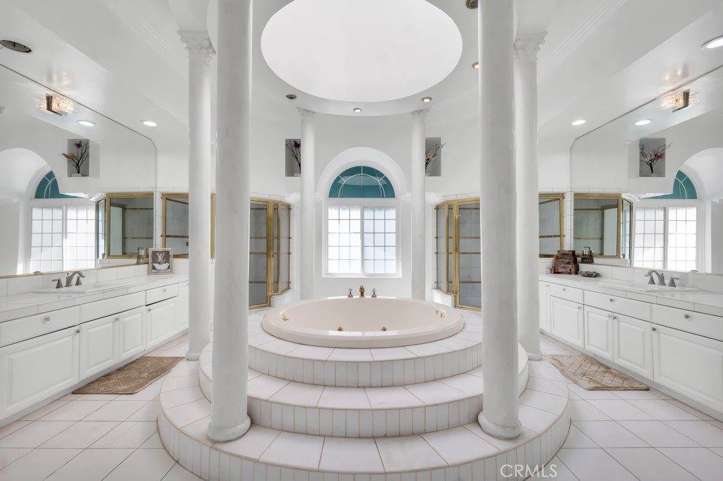 17912 Parthenia, Northridge, CA 91325