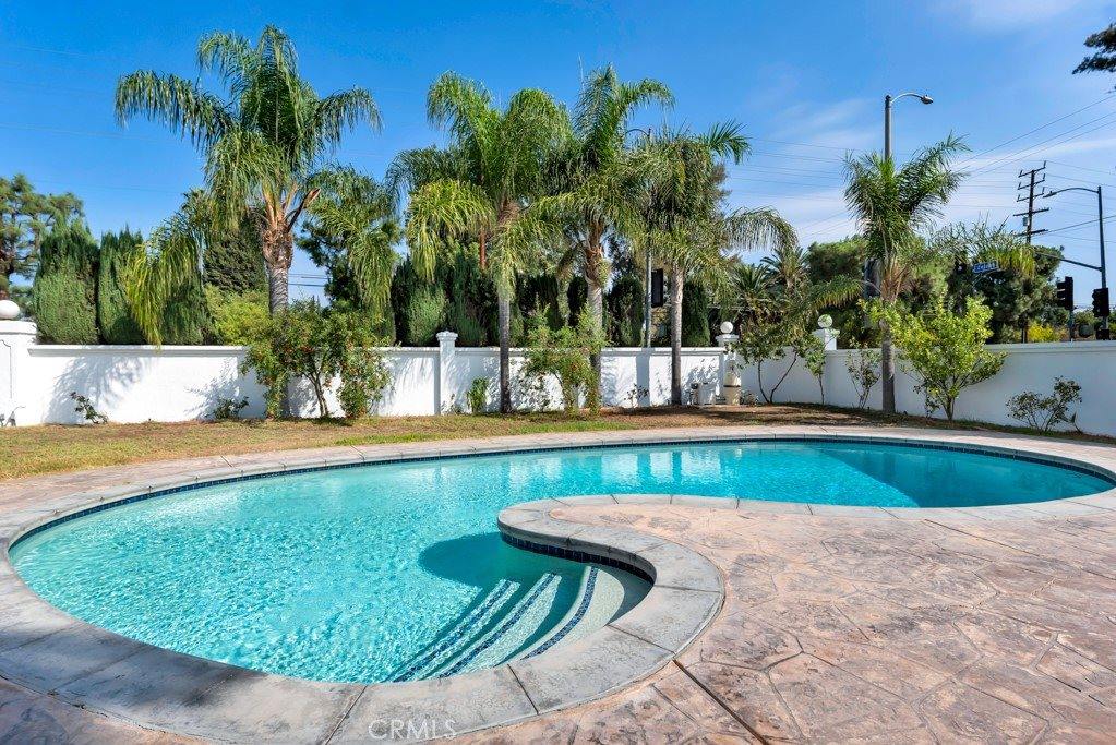 17912 Parthenia, Northridge, CA 91325