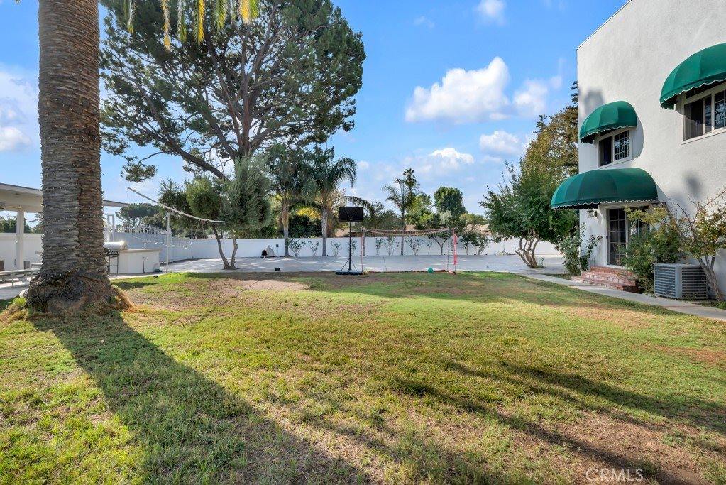 17912 Parthenia, Northridge, CA 91325