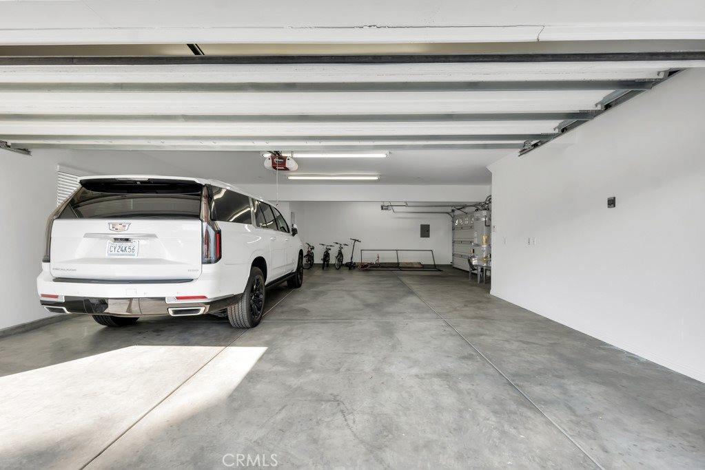 17912 Parthenia, Northridge, CA 91325