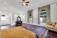 17912 Parthenia, Northridge, CA 91325
