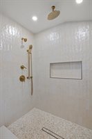 27 Dartmouth St, Arlington, MA 02474