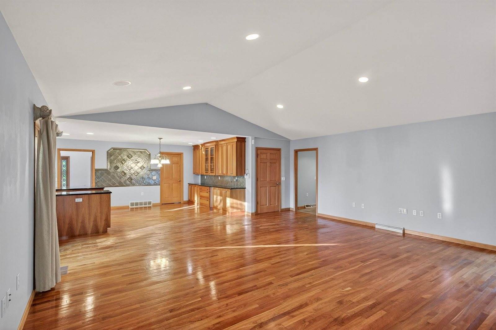 1200 W State Street, Marshfield, WI 54449