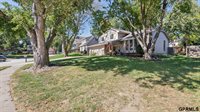 1004 Berkley Avenue, Papillion, NE 68046