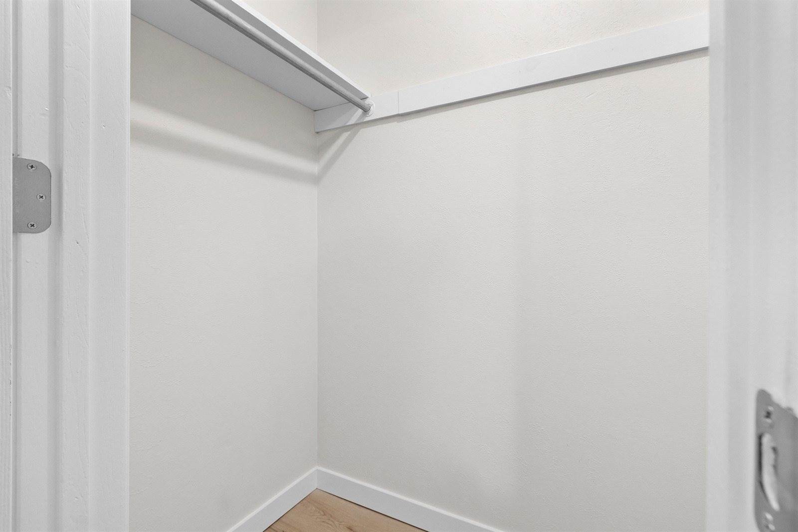 2130 Elmview Drive, Ashwaubenon, WI 54304