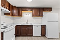 2130 Elmview Drive, Ashwaubenon, WI 54304