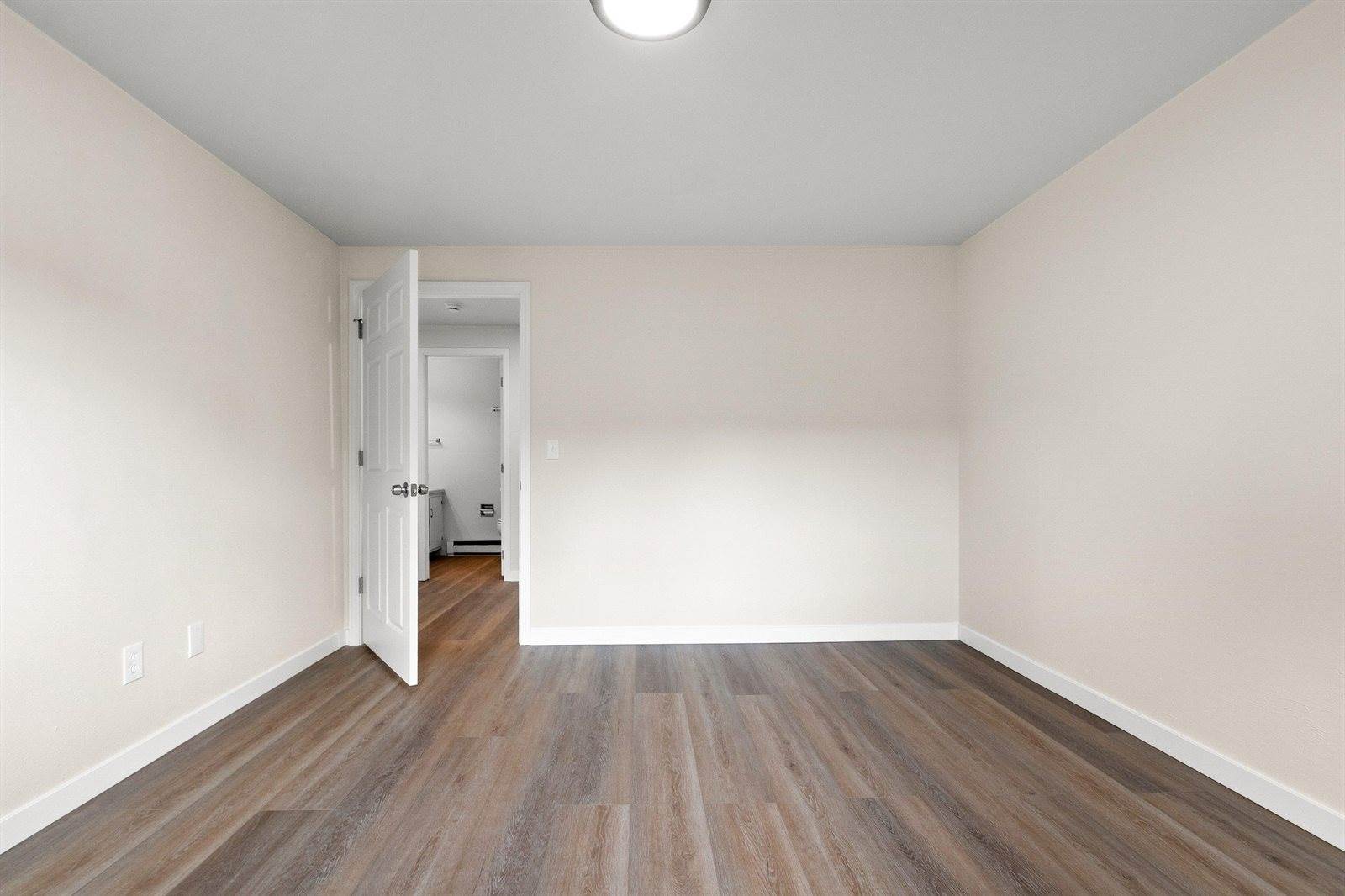 2130 Elmview Drive, Ashwaubenon, WI 54304