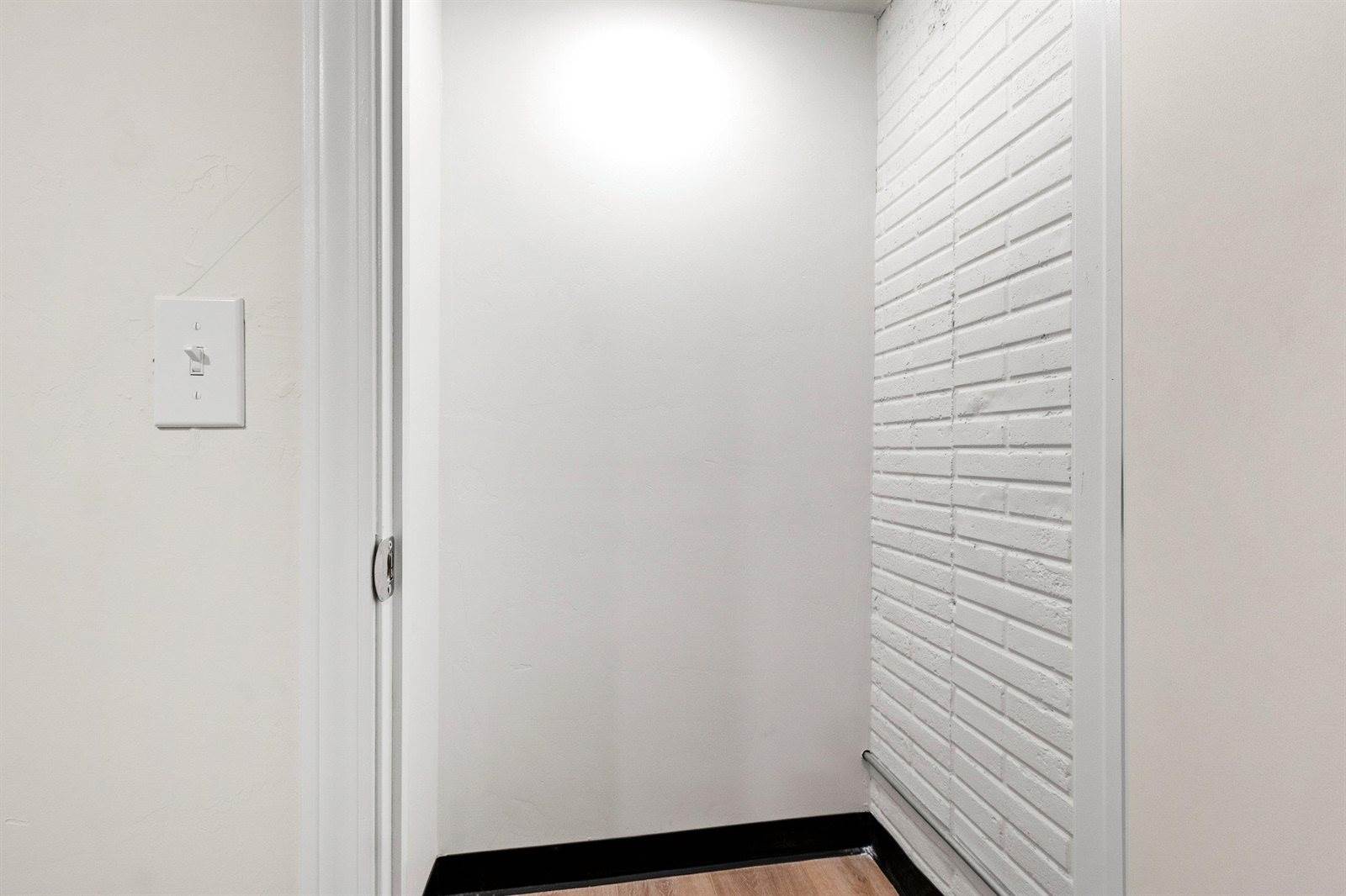 2130 Elmview Drive, Ashwaubenon, WI 54304