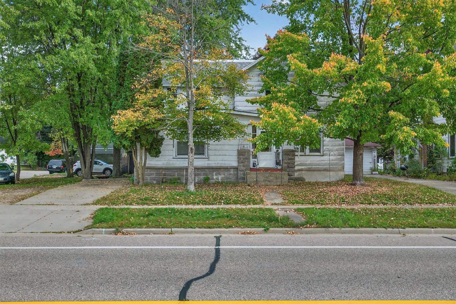 950 1st Street North, Wisconsin Rapids, WI 54494