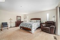 3622 Delancey Ln, Concord, CA 94519
