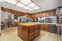 3622 Delancey Ln, Concord, CA 94519