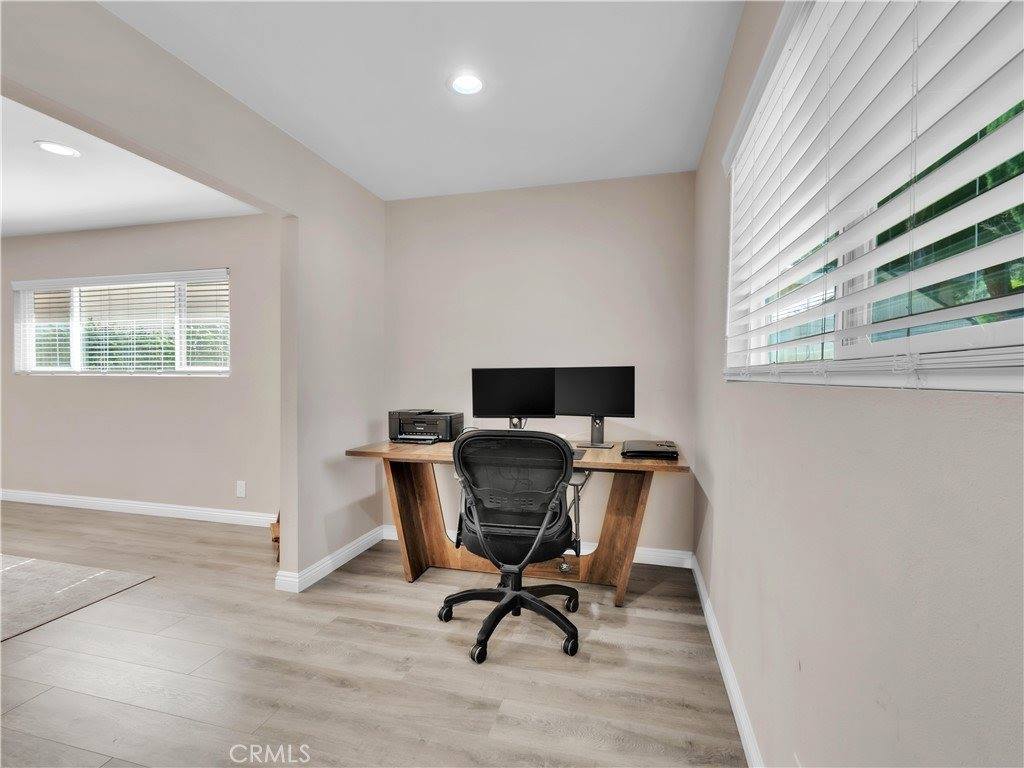 24441 Denise Pl, Newhall, CA 91321