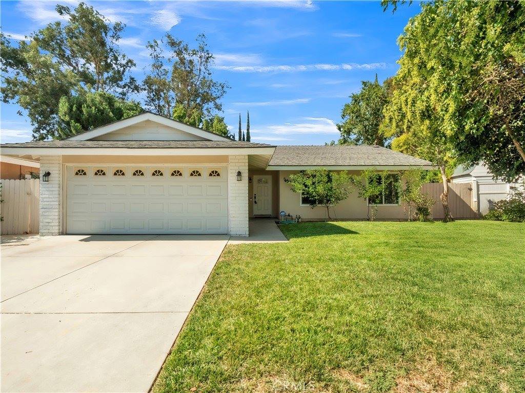 24441 Denise Pl, Newhall, CA 91321