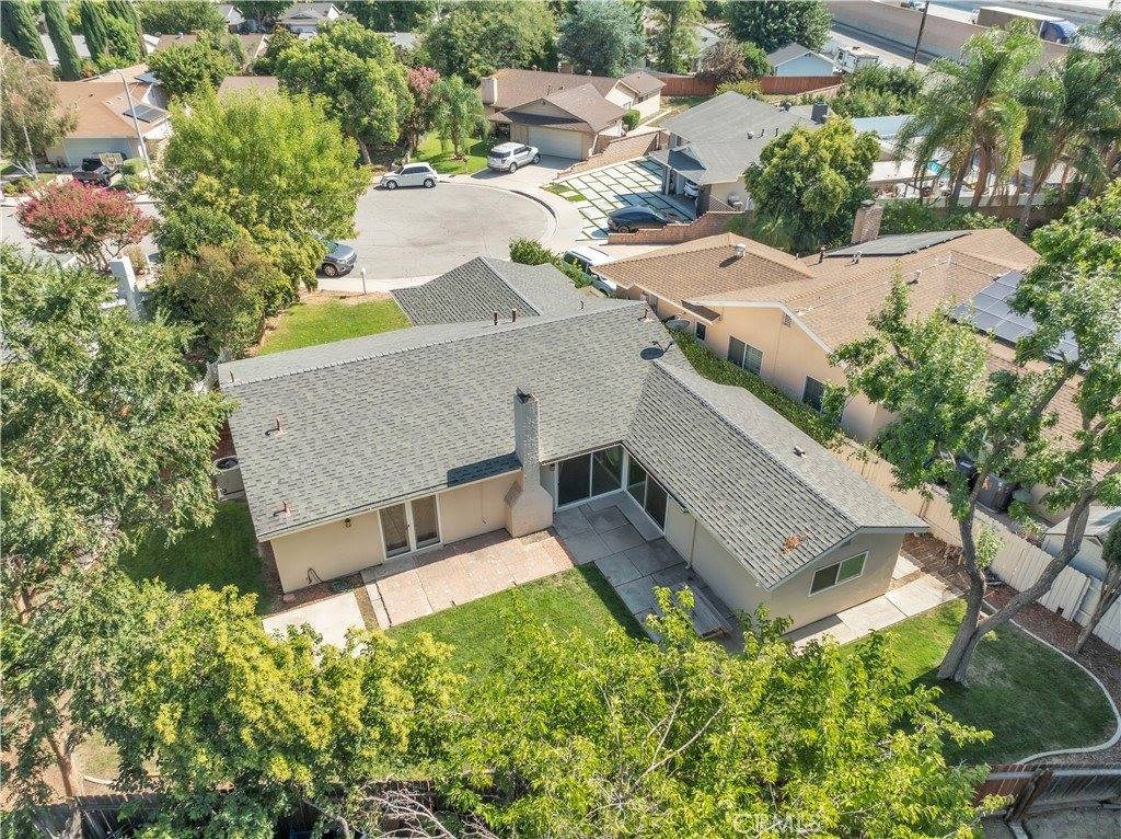 24441 Denise Pl, Newhall, CA 91321