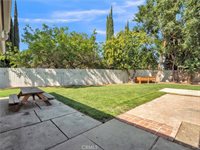 24441 Denise Pl, Newhall, CA 91321