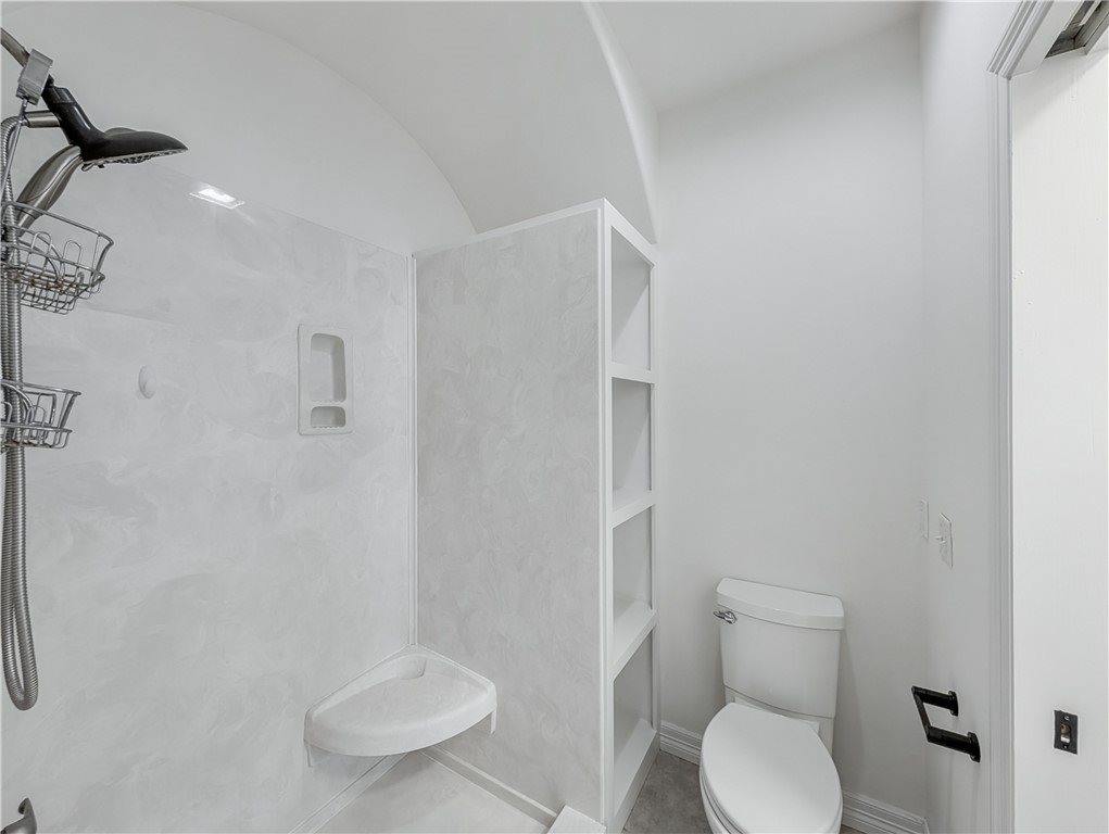 904 Dixson Street, Rogers, AR 72758