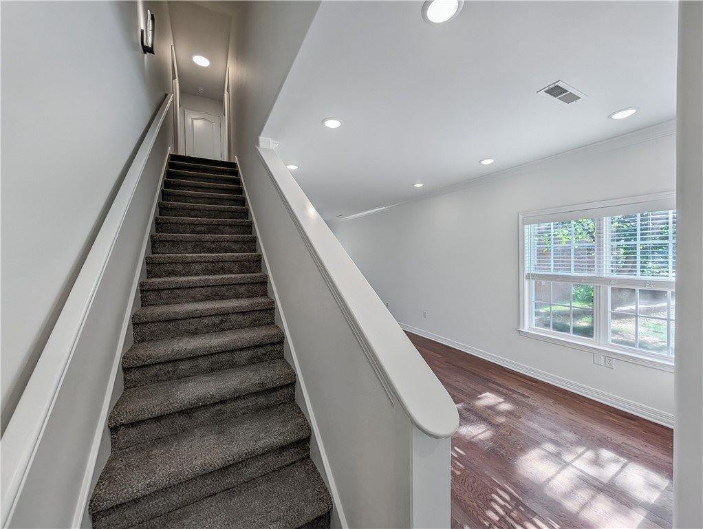 904 Dixson Street, Rogers, AR 72758