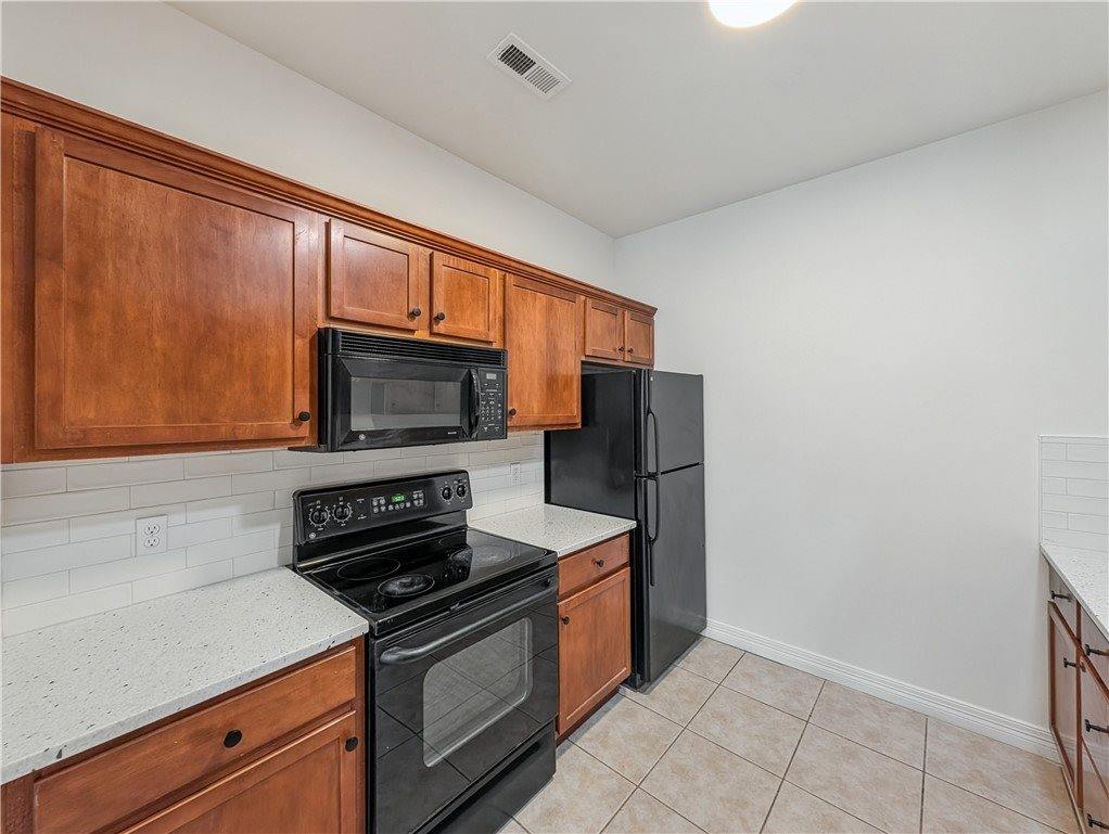 904 Dixson Street, Rogers, AR 72758