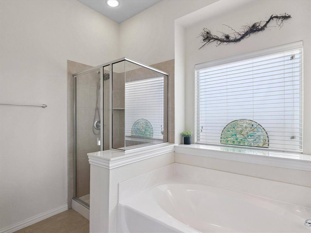 1109 Cashew Drive, Venus, TX 76084