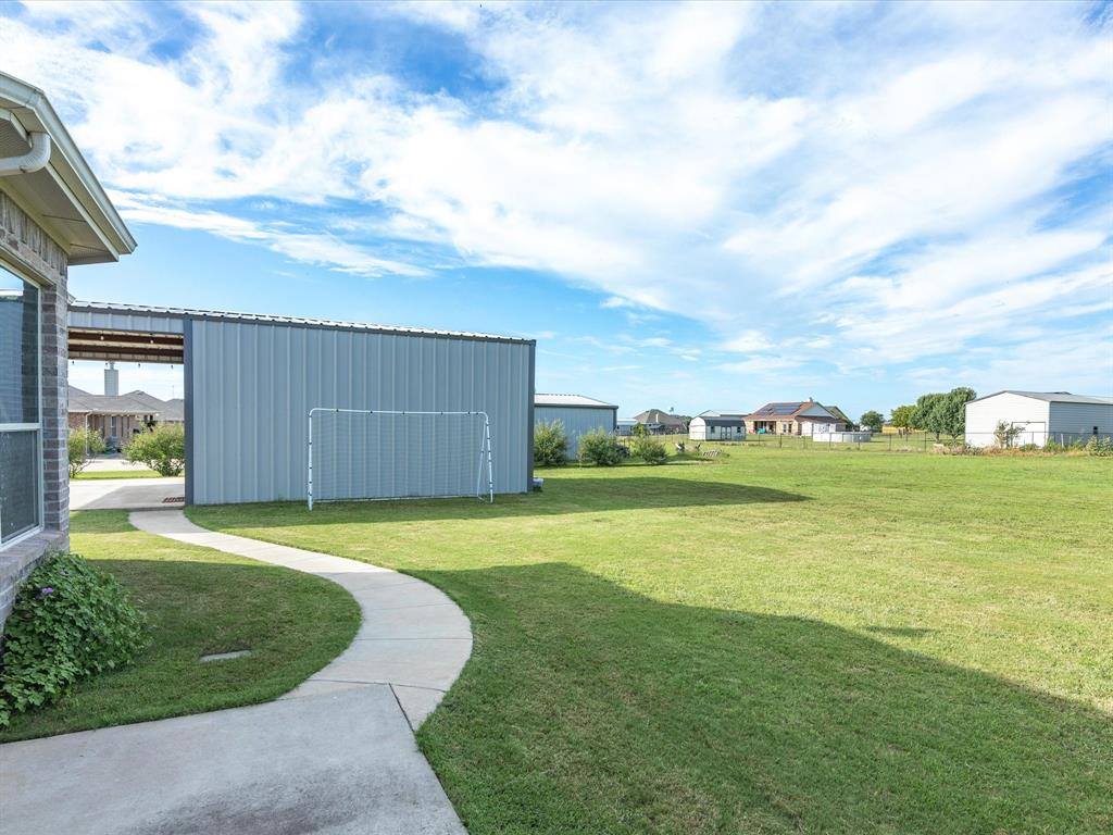 1109 Cashew Drive, Venus, TX 76084