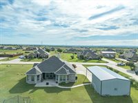1109 Cashew Drive, Venus, TX 76084