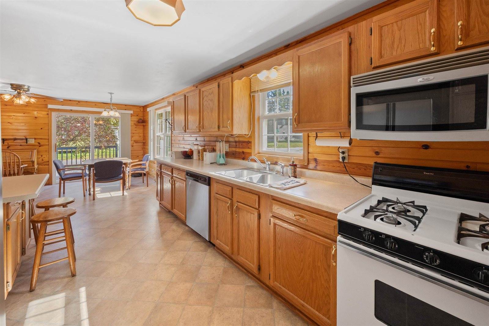 532 Fifth Avenue, Stevens Point, WI 54481