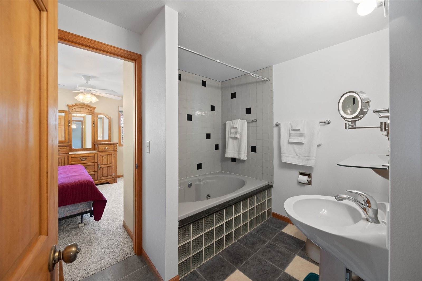 532 Fifth Avenue, Stevens Point, WI 54481