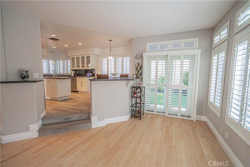 23678 White Oak Court, Newhall, CA 91321