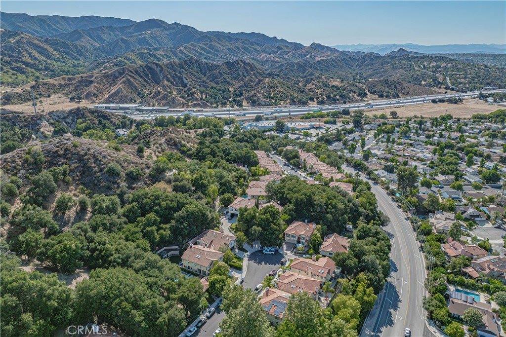 23678 White Oak Court, Newhall, CA 91321