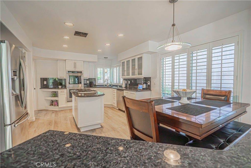 23678 White Oak Court, Newhall, CA 91321
