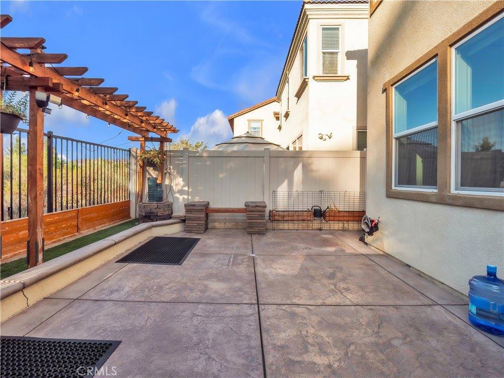 26956 Trestles Drive, Canyon Country, CA 91351