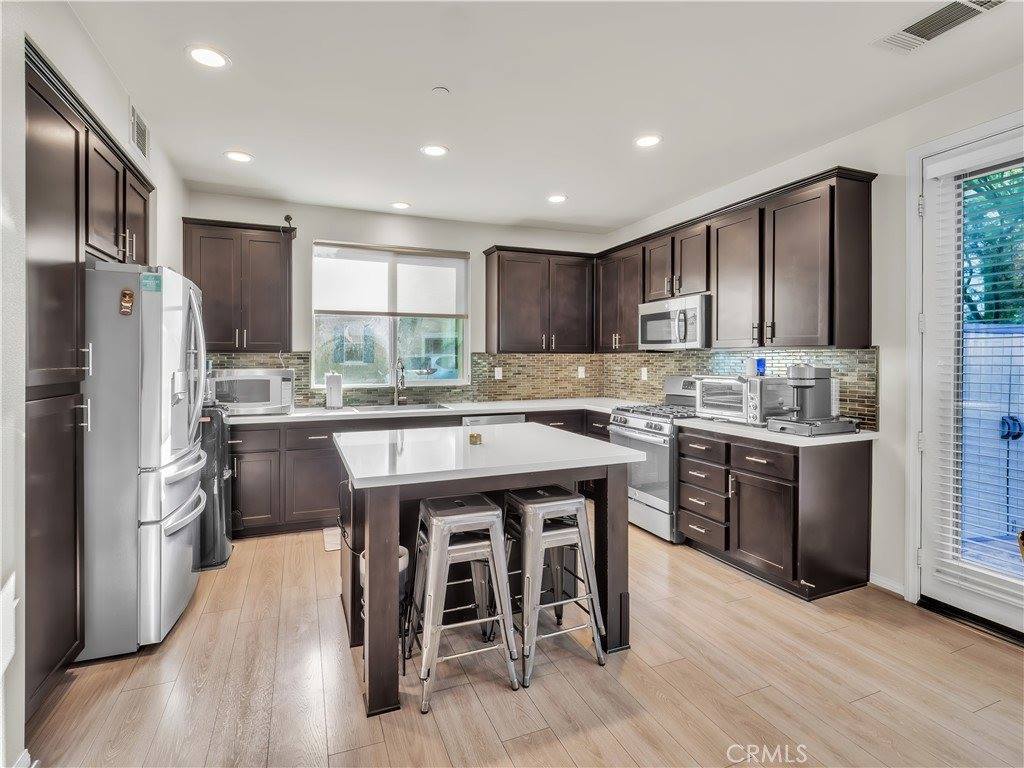 26956 Trestles Drive, Canyon Country, CA 91351