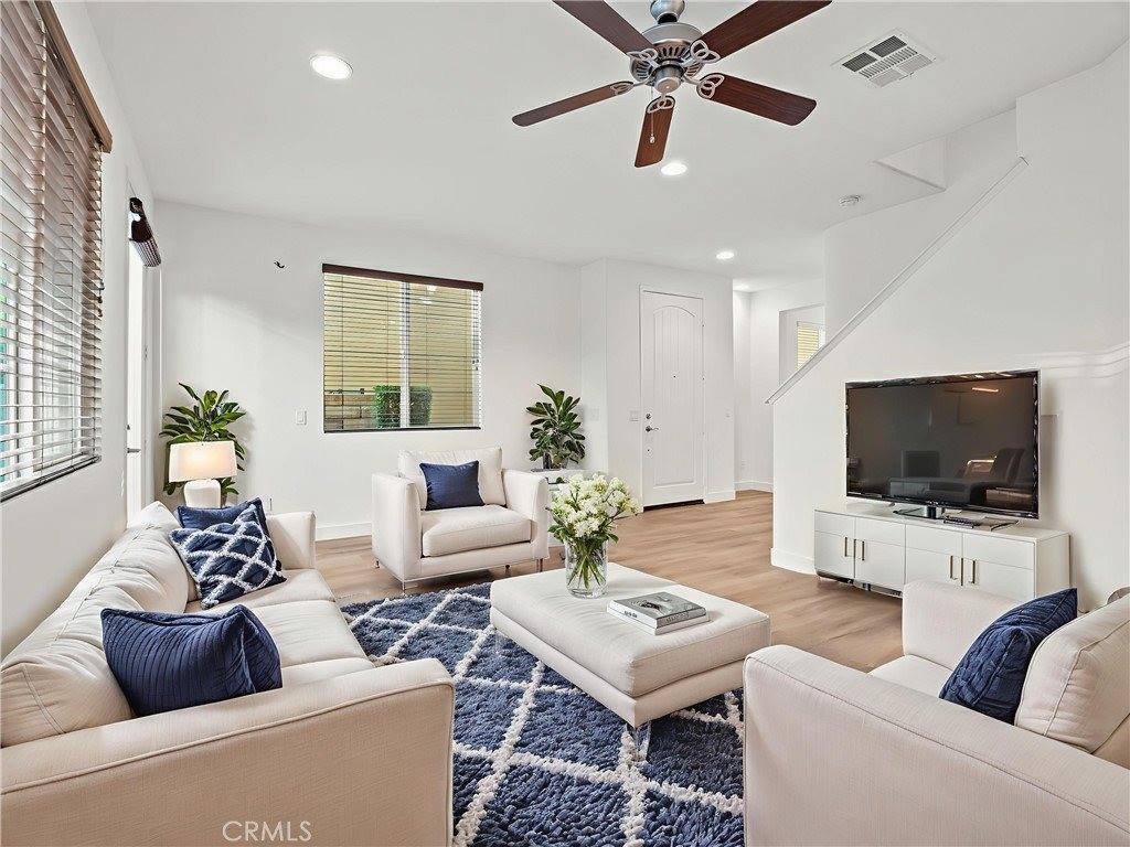 28448 Mirabelle Lane, Saugus, CA 91350