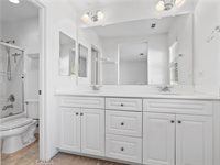 28448 Mirabelle Lane, Saugus, CA 91350