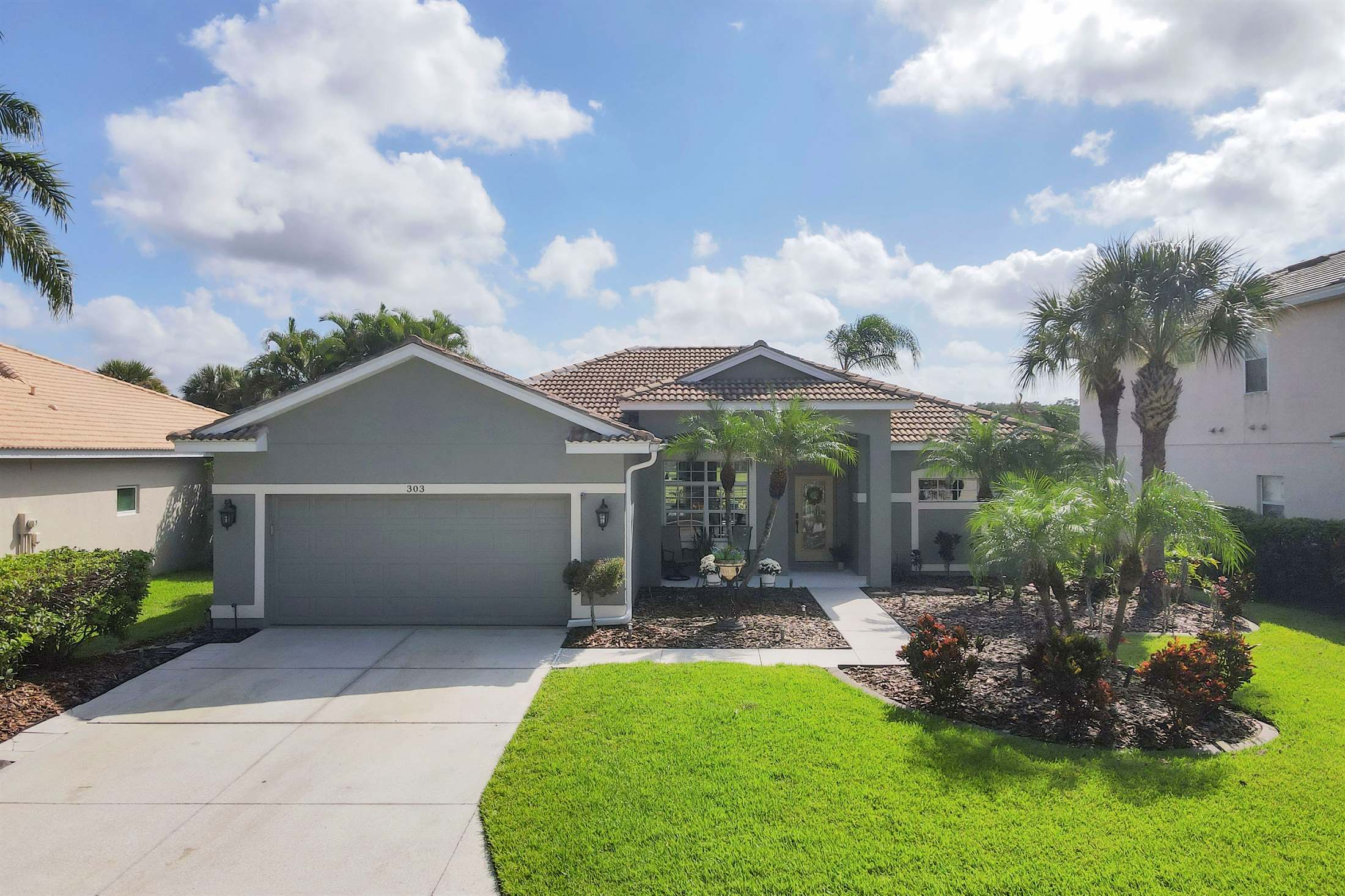 303 Heritage Isles Way, Bradenton, FL 34212