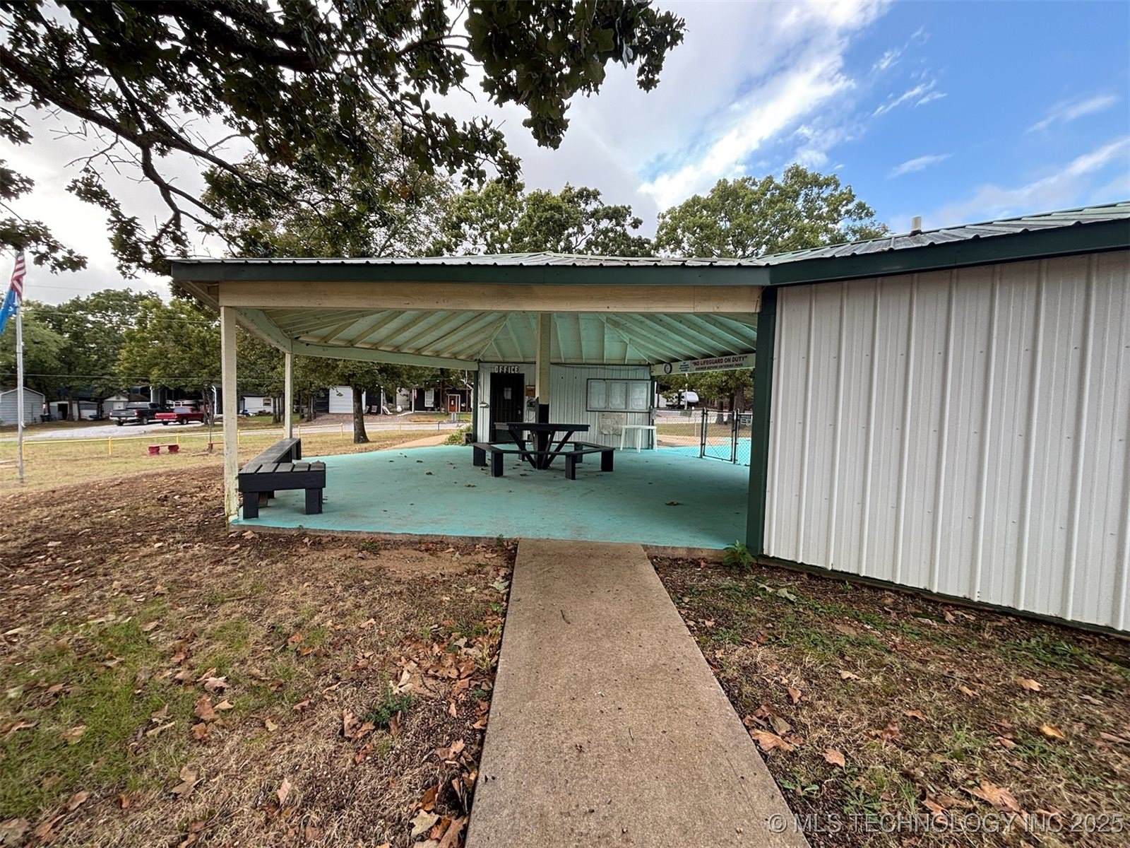 35708 South Fox Hill Road, Park Hill, OK 74451