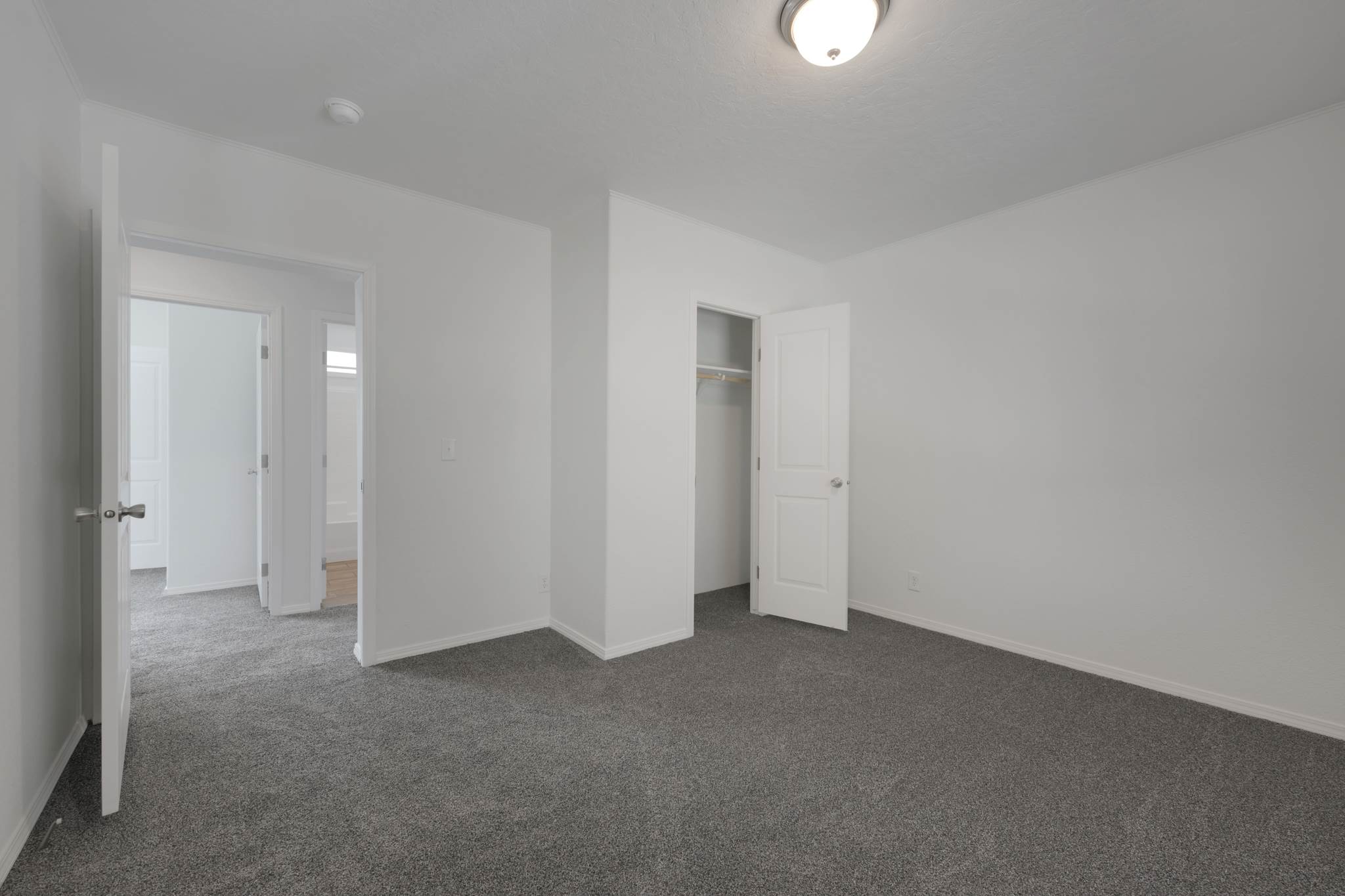 890 Hidden Valley Rd, Bozeman, MT 59718