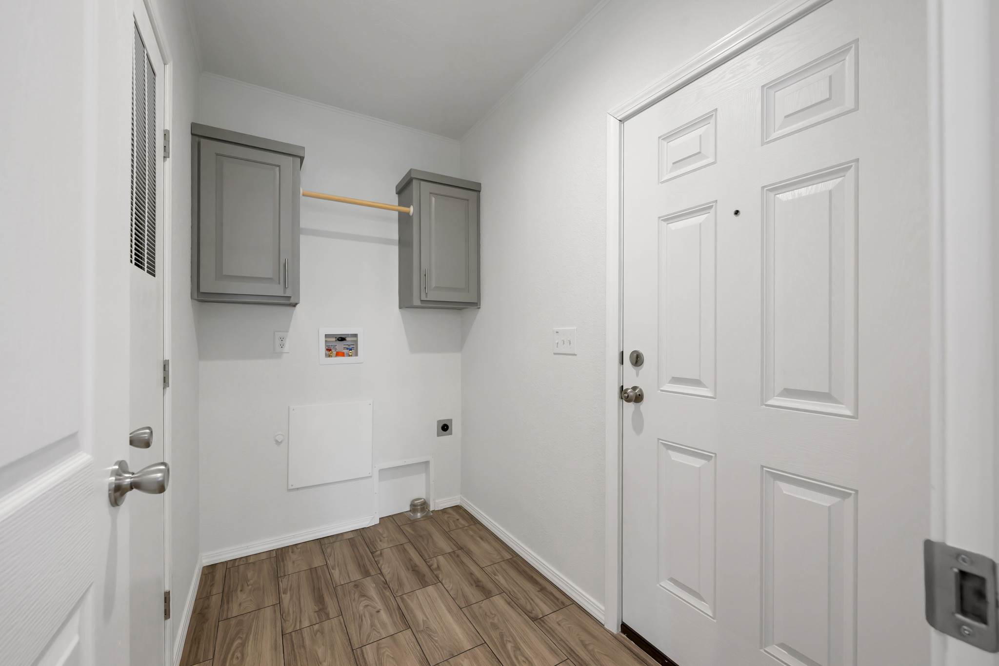 890 Hidden Valley Rd, Bozeman, MT 59718